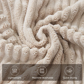NALIVO towels feature double-stitched edges for durable long-lasting performance