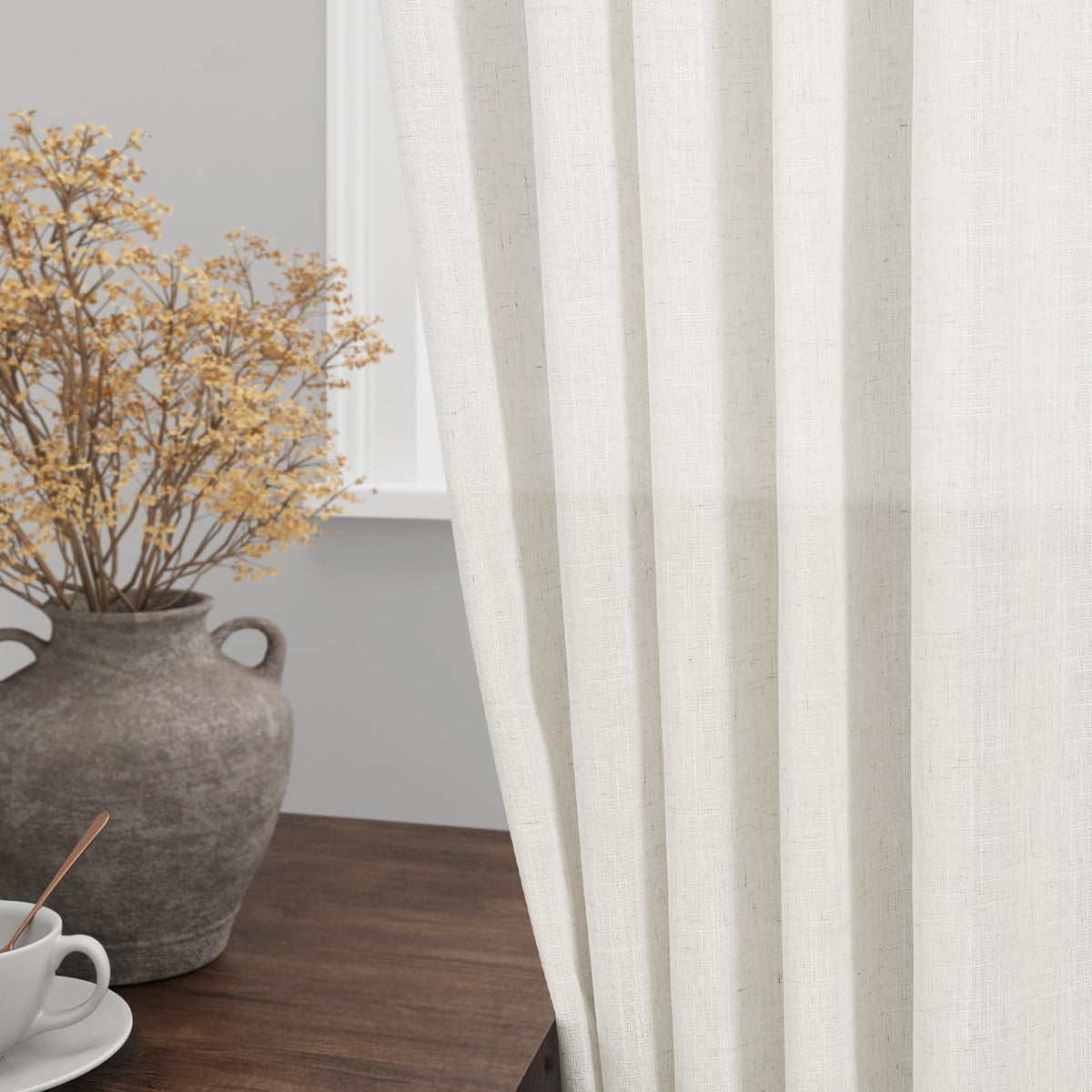 Nanspring light-filtering curtains create a cozy atmosphere with diffused daylight.