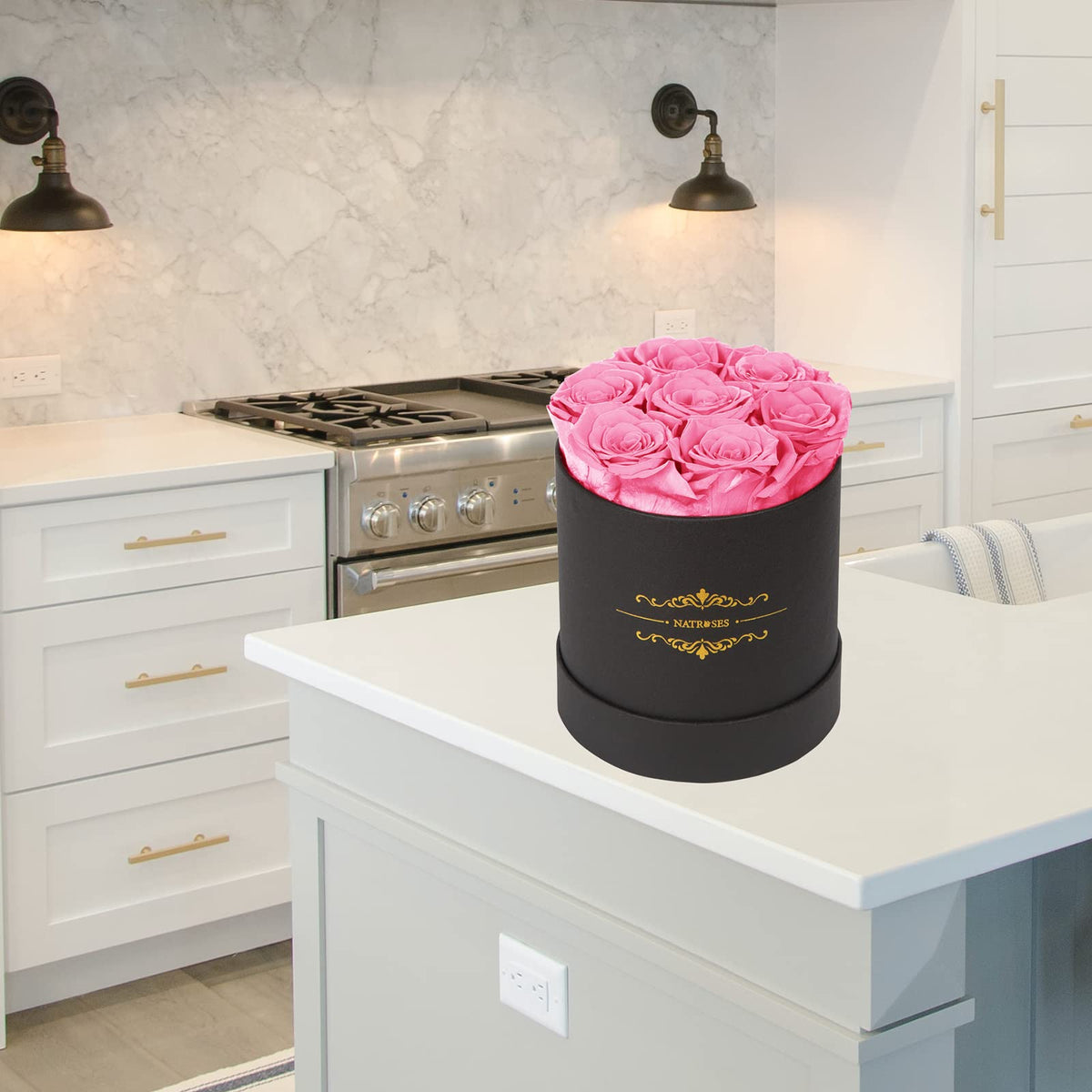 NATROSES rose buds in gift box, romantic and low maintenance.