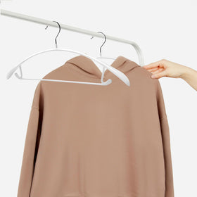 Nature Smile crease-free design helps keep silhouettes intact