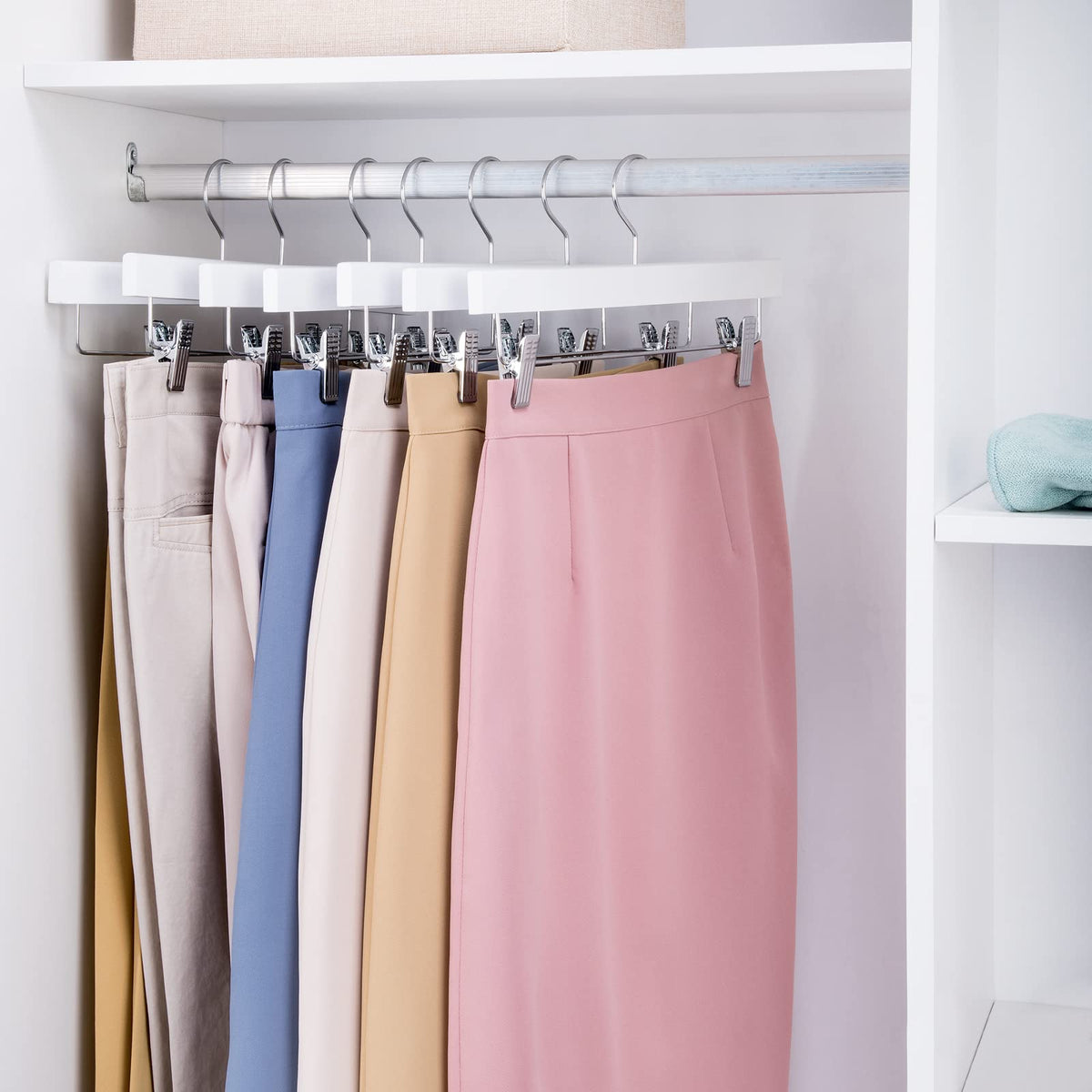 Nature Smile white 20-pack hangers create cohesive closet organization