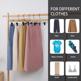 Smooth edges on Nature Smile hangers prevent fabric snagging.