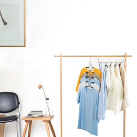 Nature Smile double-sided clothes hanger rack offers flexible storage options.