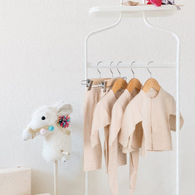 Nature Smile kids wardrobe solution for organizing outfits