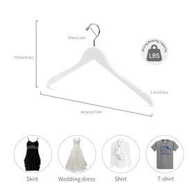 Nature Smile wooden hangers feature 360-degree swivel hooks for easy closet arrangement.