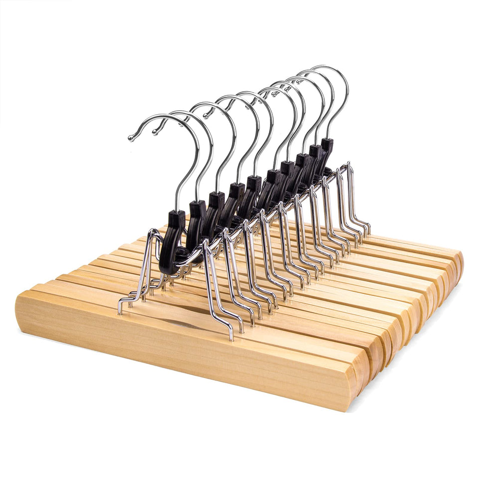 Nature Smile wooden hangers with a smooth finish for pants and skirts