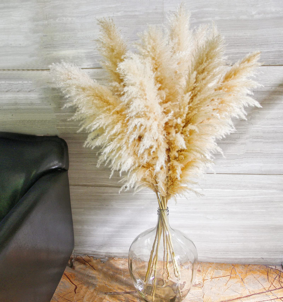 Naunauya pampas grass wedding decor with boho charm