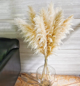 Naunauya pampas grass wedding decor with boho charm