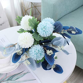 NAWEIDA bouquet arrives with vase for quick, elegant setup.