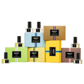 Nest New York Grapefruit fragrance notes deliver a bright, refreshing mood for daily routines.