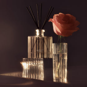 Nest New York Rose Noir Oud notes fill the air with sultry romance