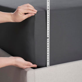 Nestl dark grey king fitted sheet elastic all around for even tension