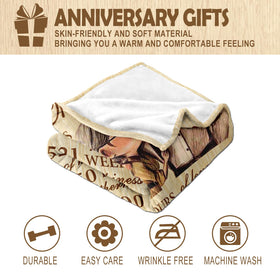 Neuturs blanket ships vacuum-packed, ensuring pristine delivery.