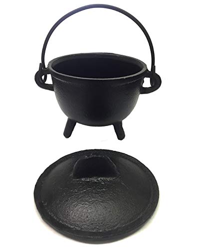 New Age Imports cauldron ready for Halloween decor and ritual displays.