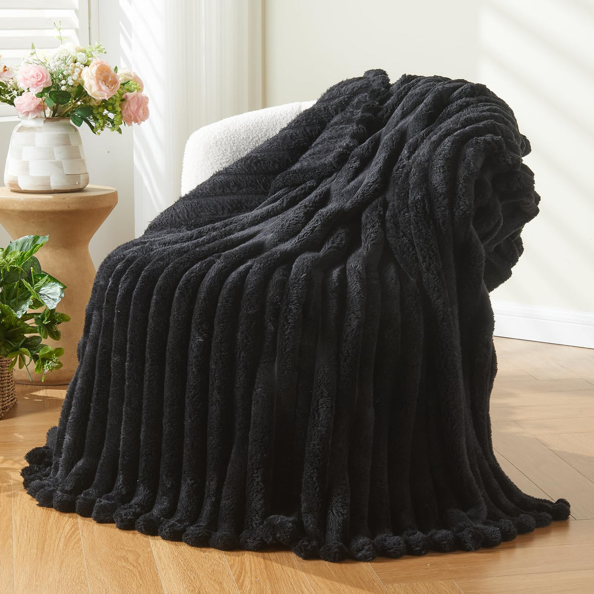 NewCosplay black ribbed twin blanket front view highlights 3D jacquard texture for cozy warmth