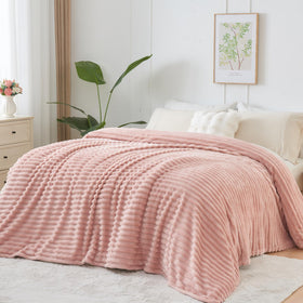NEWCOSPLAY pink soft fabric blanket lightweight warmth for daily use