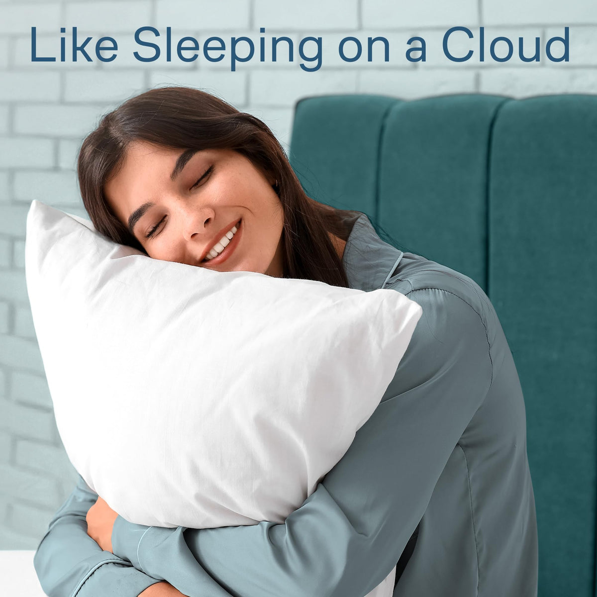 Auto-lock zipper detail shown for secure, reliable pillow protection.