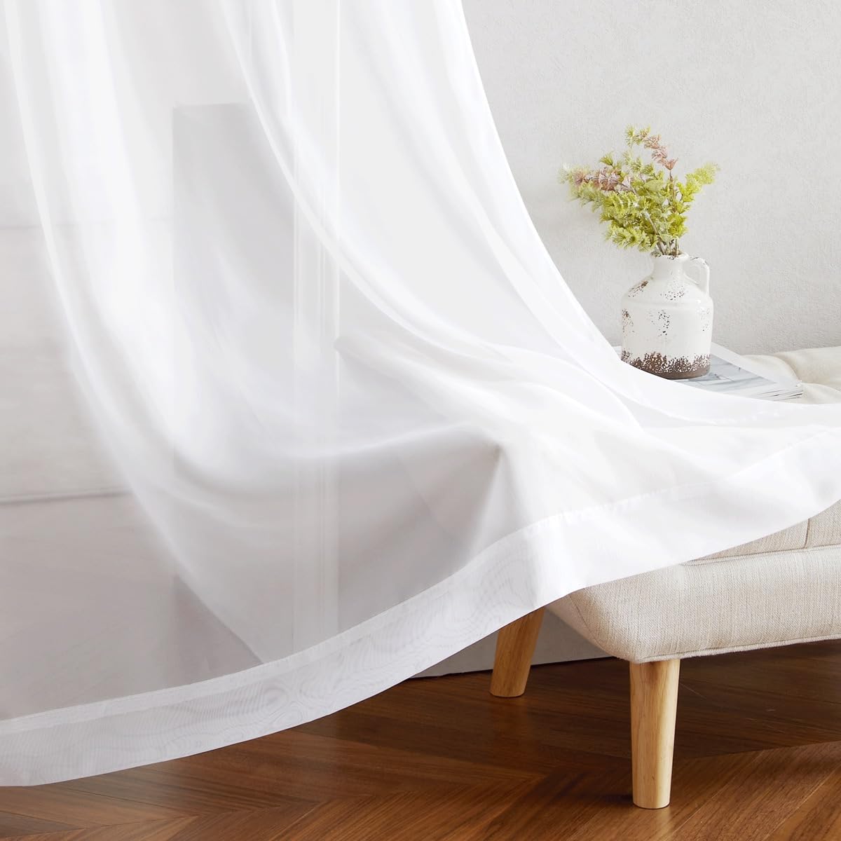 NICETOWN easy care curtains, machine washable for quick cleaning and refresh.