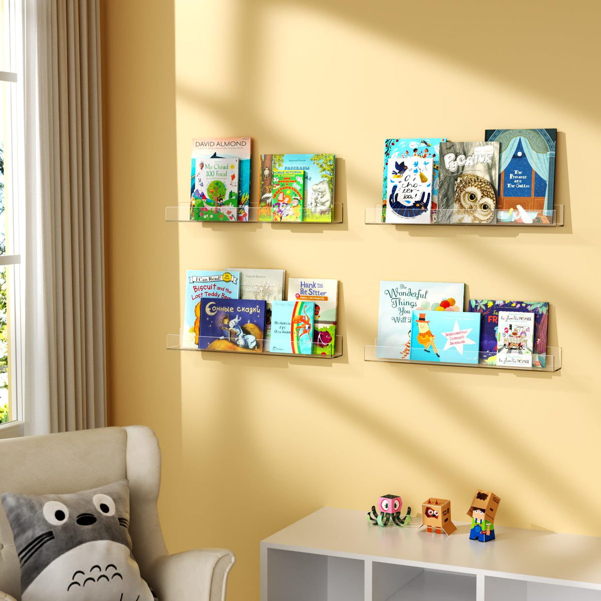 NIUBEE kids room shelf keeps books organized and accessible.
