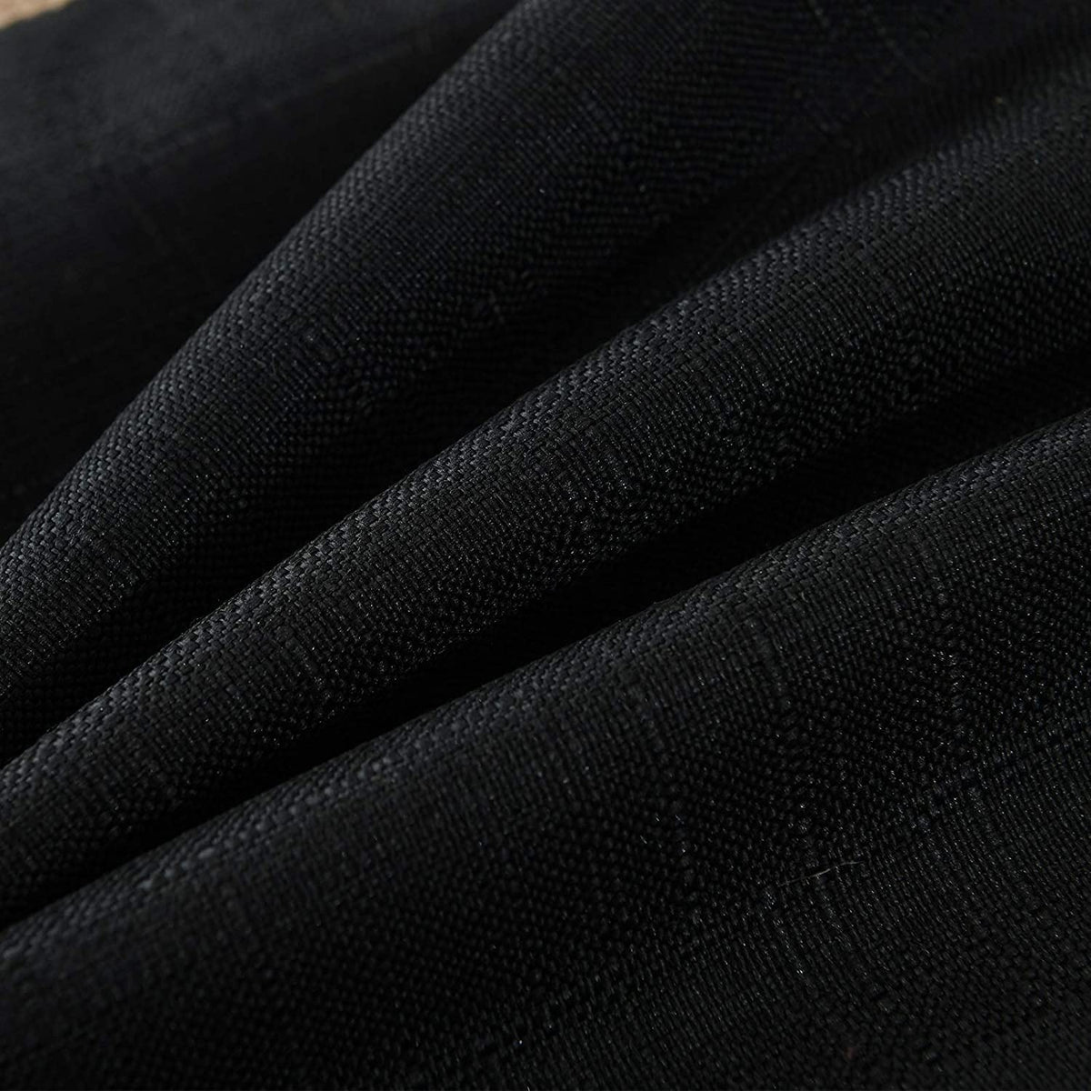 NordECO HOME hidden zipper pillow cover for seamless silhouette.