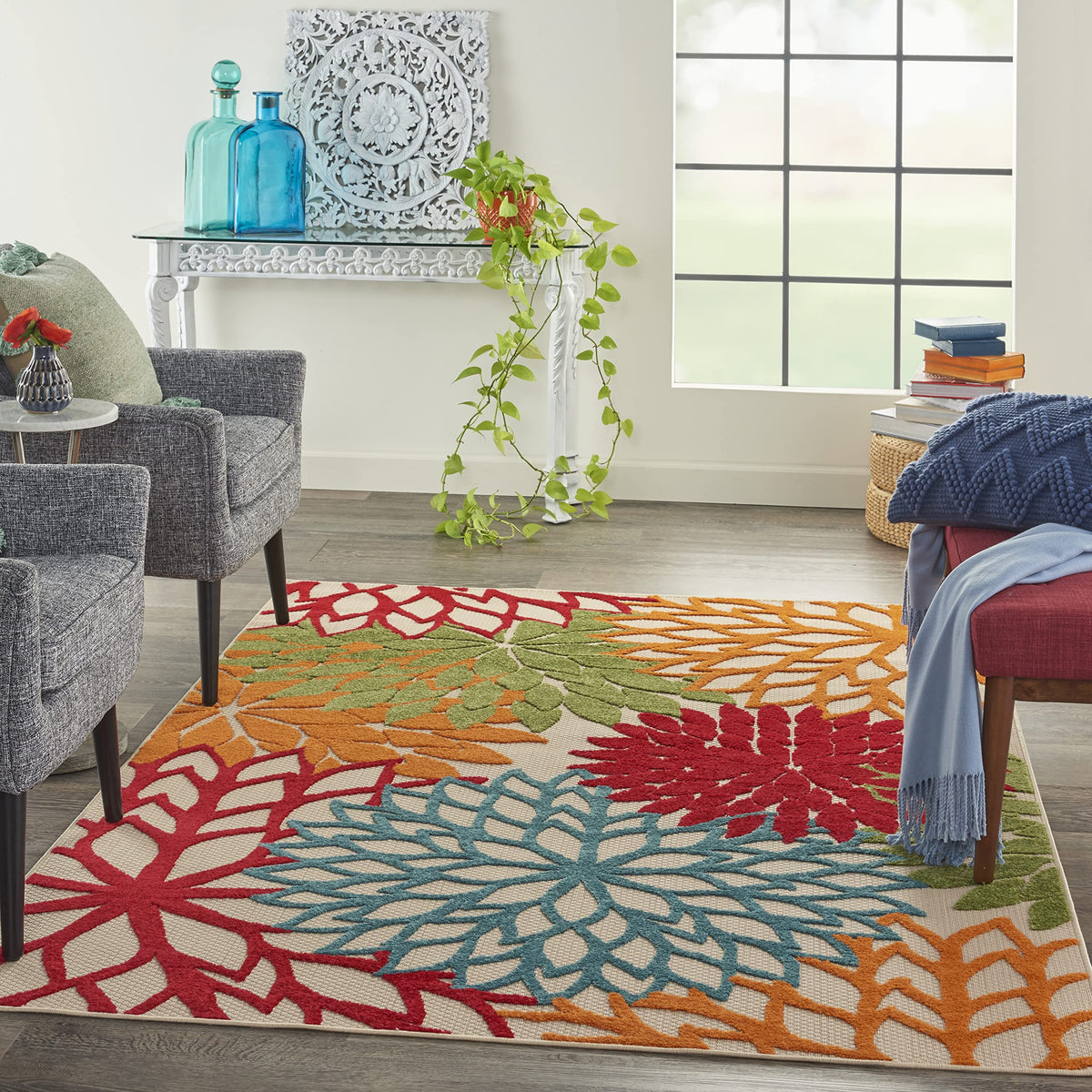 Nourison Aloha green rinse-and-air-dry feature supports easy maintenance.
