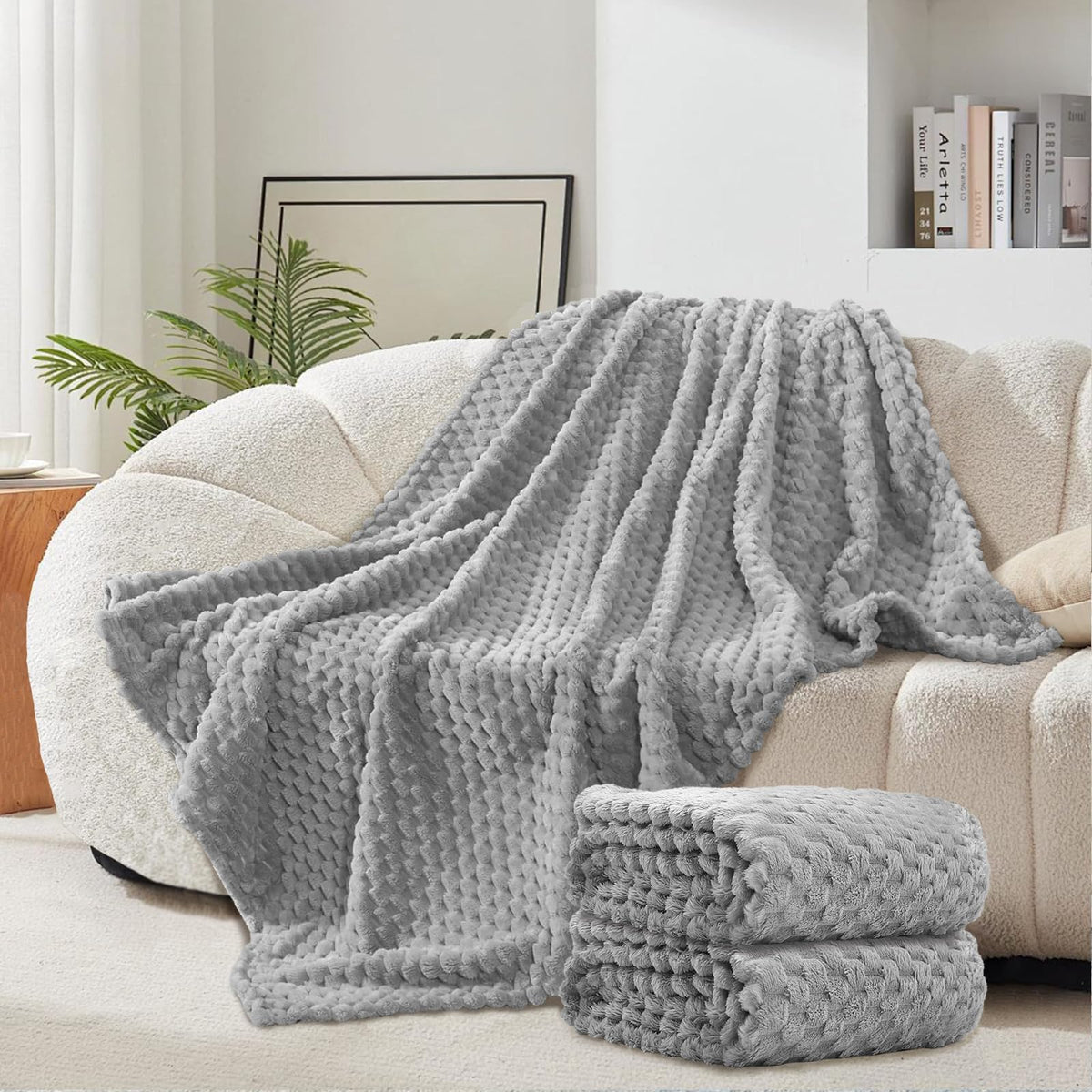 NovaSunrise easy-care blanket withstands frequent machine washing