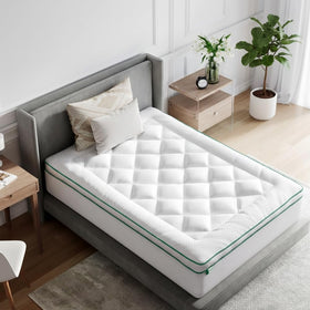 Novilla full mattress topper with cloud-like softness for instant bed comfort.