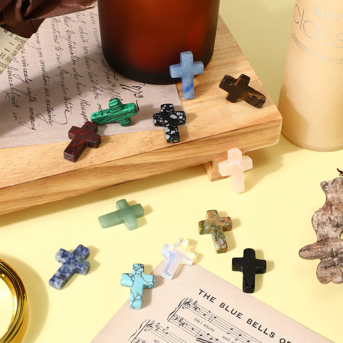 Nuenen gift-ready cross pendants, thoughtful present for friends and family.