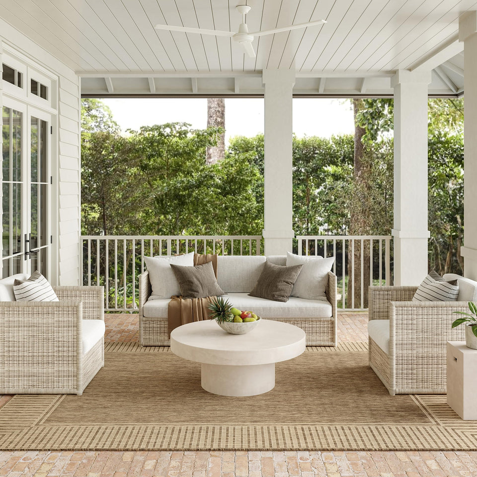 nuLOOM Asha rug with striped border for outdoor or indoor spaces