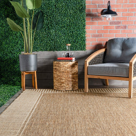 nuLOOM Asha UV-resistant fibers stay vibrant outdoors.