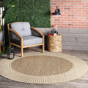 nuLOOM Asha stain-resistant fiber closeup for easy cleanup.