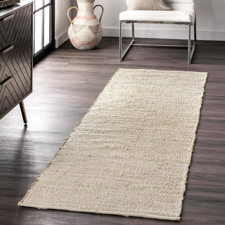 nuLOOM Elfriede rug 2-6x6 natural close-up reveals braided texture for cozy living spaces.