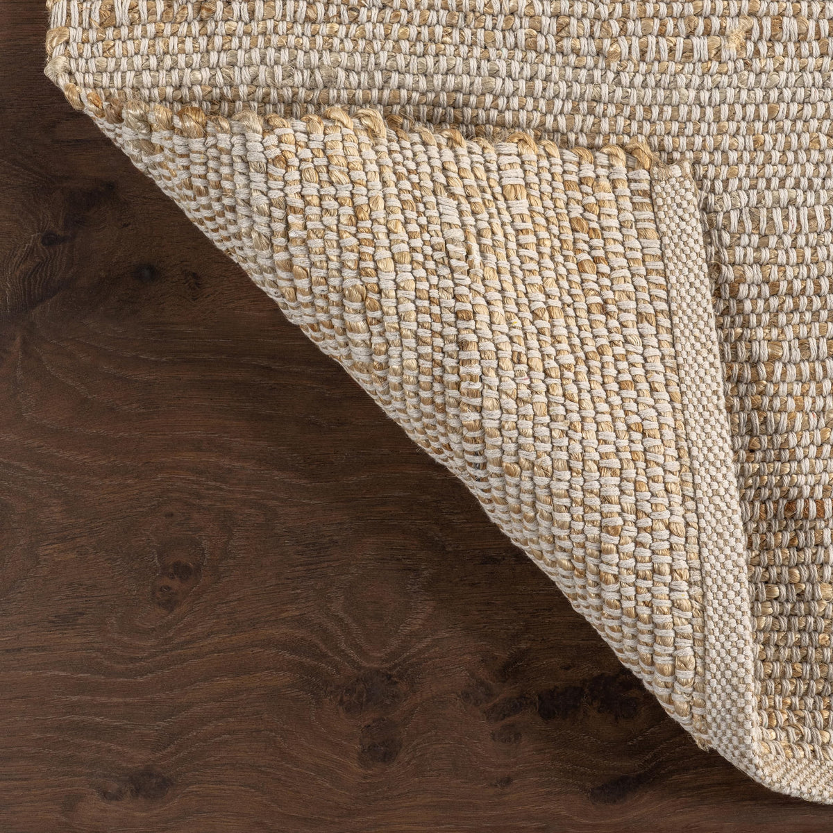 nuLOOM Elfriede rug natural fiber materials highlight eco friendly composition.