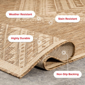 nuLOOM Landry 4x6 rug suited for decks and porches with outdoor styling.