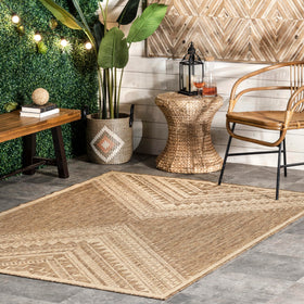 nuLOOM Landry brown/ivory outdoor rug with geometric pattern for patio spaces.