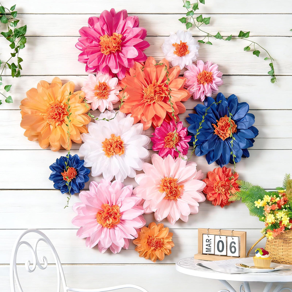 OBBOLO Wildflower 8-inch white-pink bloom brightening wall decor