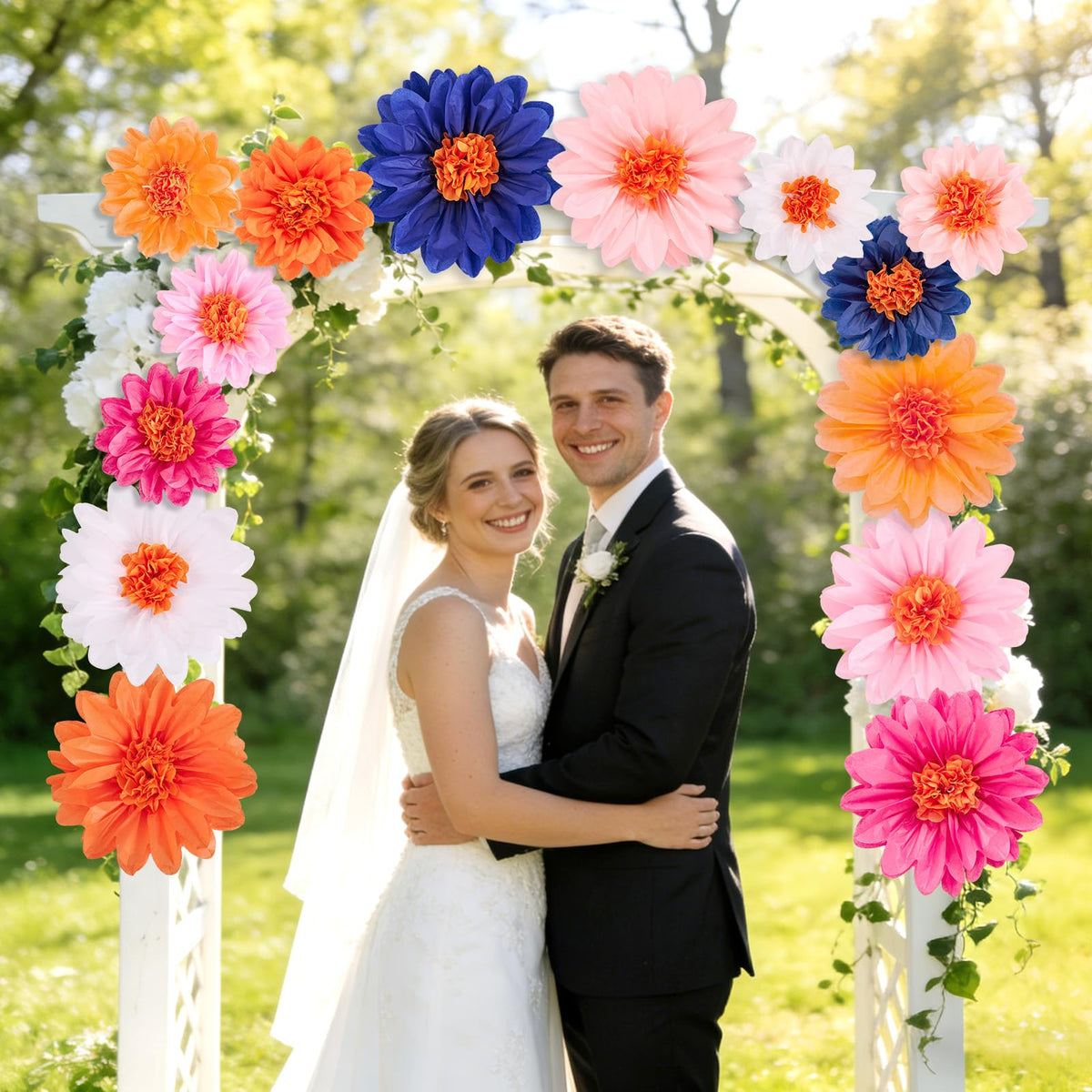 OBBOLO Wildflower dessert table decor with tissue blooms