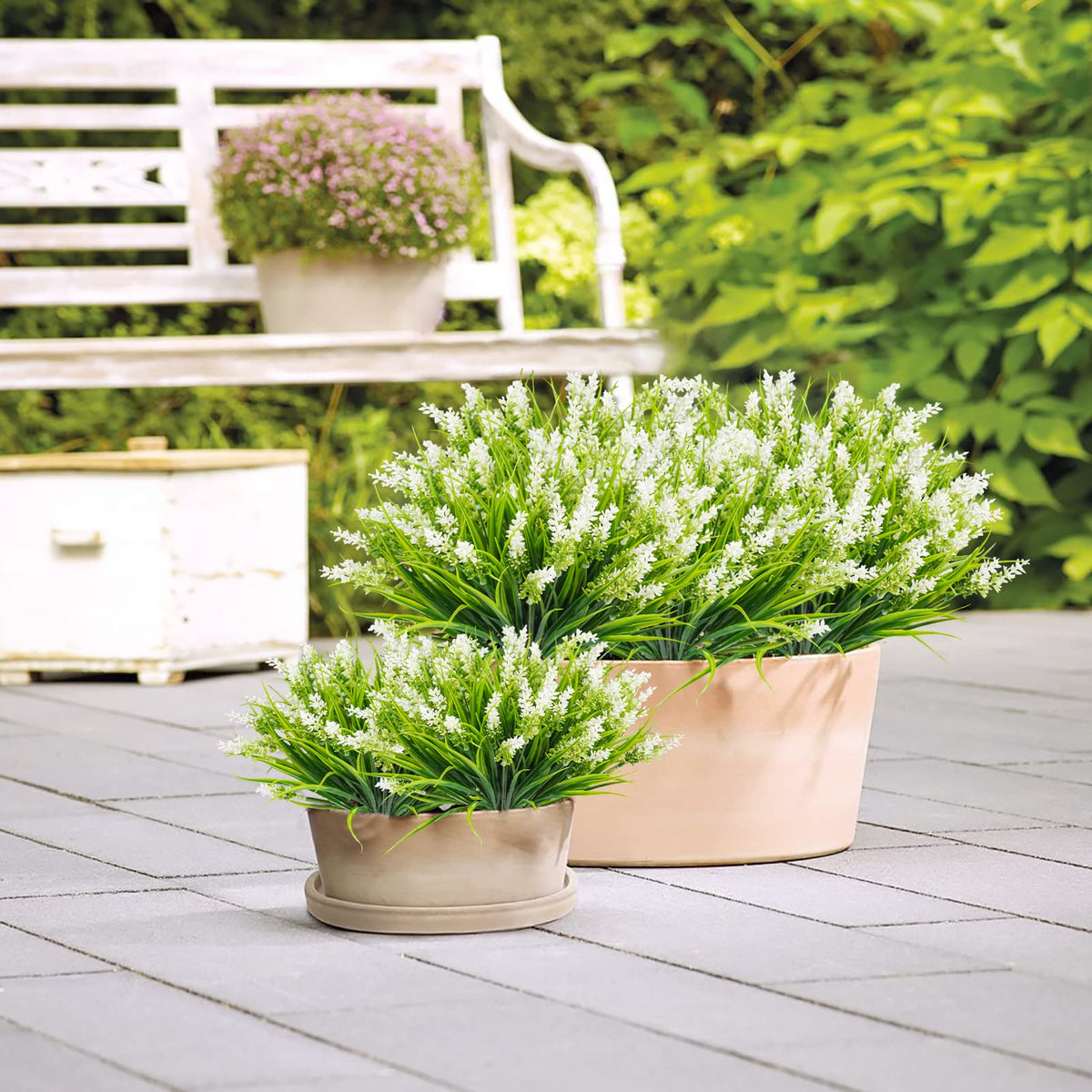 obbsie living-room or office decor with lifelike artificial plants.
