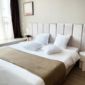 Obruosci hypoallergenic material; ideal for daily use in comfort and care.