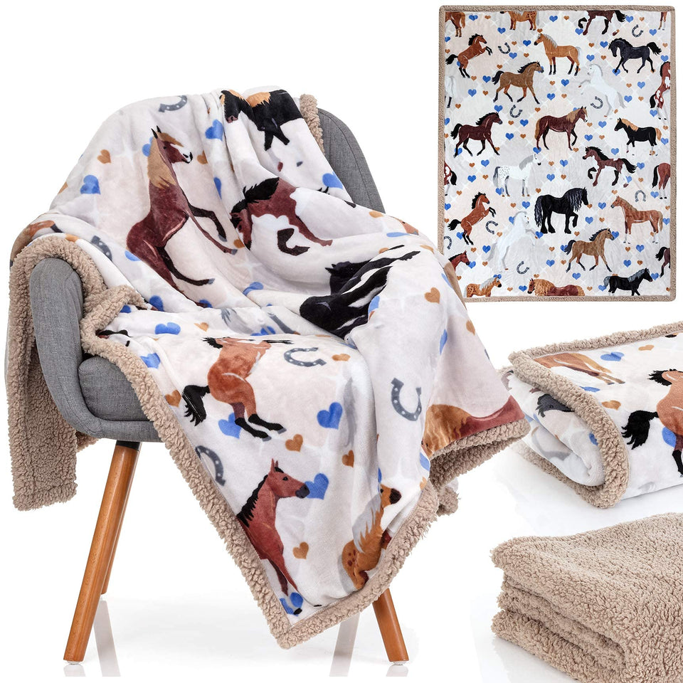 OBSI horse blanket for girls with vibrant horse pattern for cozy spaces