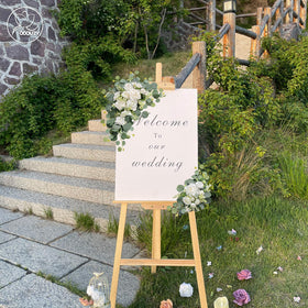 Odouzy DIY bouquet-ready flowers allow post-ceremony keepsake crafting.