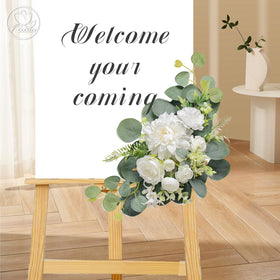 Odouzy artificial door wreath adds charm to entryways with realistic details.