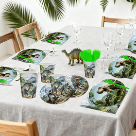 OGHBPPOU Dino World forks enable quick meals and party convenience for kids.