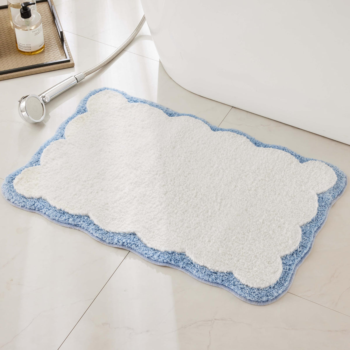 Ohocut soft microfiber bath rug with plush texture for comfortable bathroom steps.