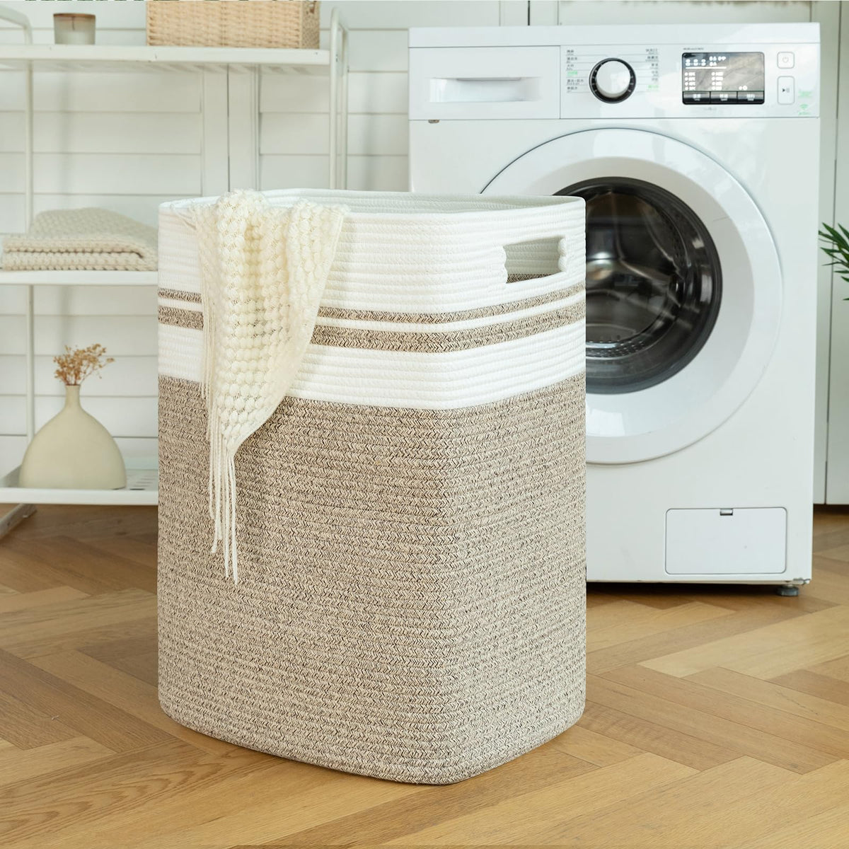 OIAHOMY 91L oversized laundry hamper displayed with blankets and pillows for family use.