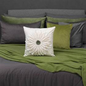OiseauVoler gift-ready pillow cover ideal for a thoughtful gift