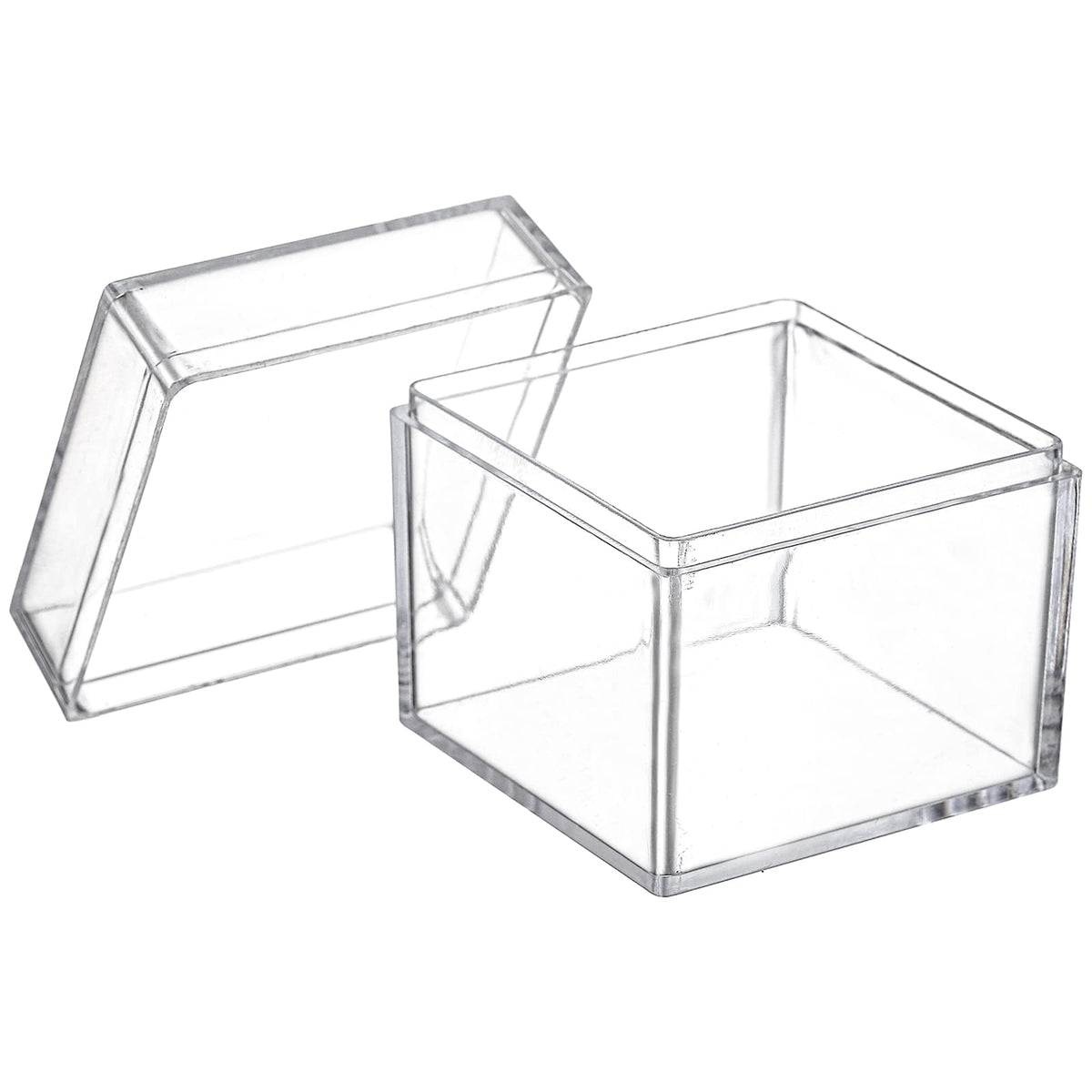Okllen box with separate lid for neat, stackable storage.