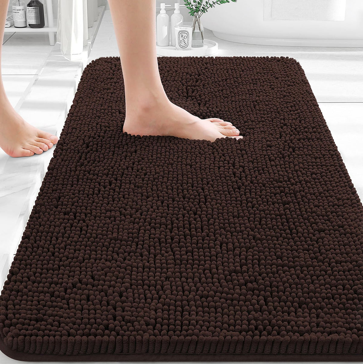 OLANLY bath rug with soft chenille for cozy feet after shower.