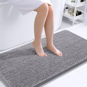 OLANLY bathroom rug soft chenille in grey delivers plush comfort for chilly mornings.