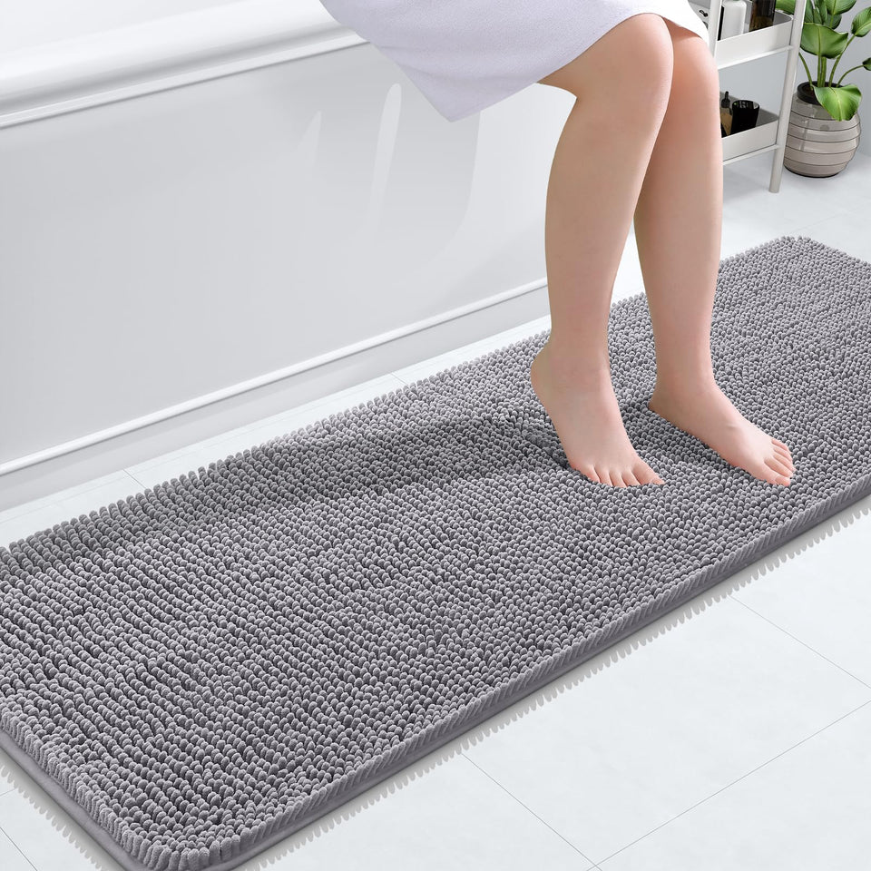 OLANLY bath rug with soft plush chenille cushions feet for warm, cozy post-shower stepping.